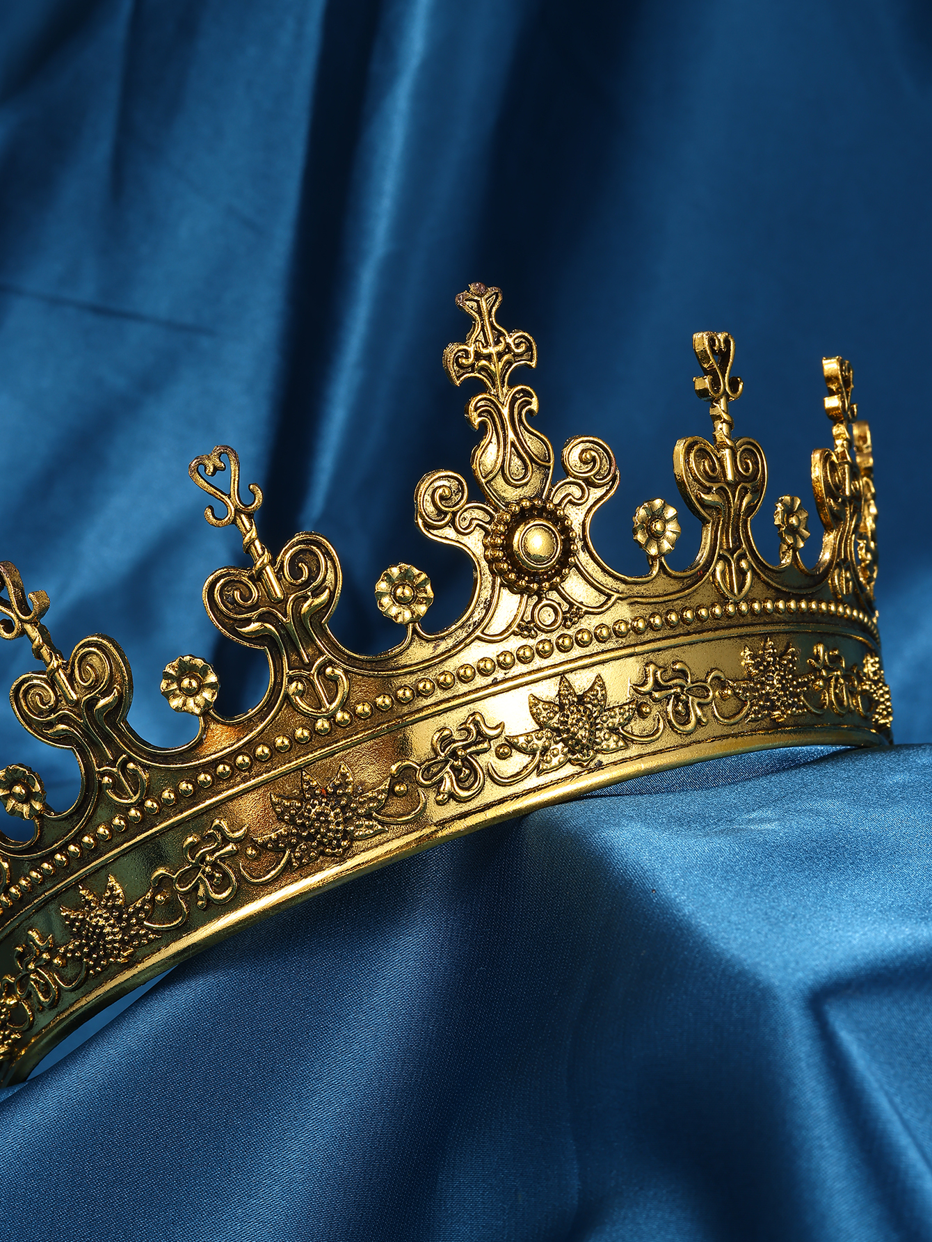 Couronne de roi médiévale pour hommes, femmes et enfants, couronne de Cosplay sur scène, accessoire de fête d'halloween, 1 pièce