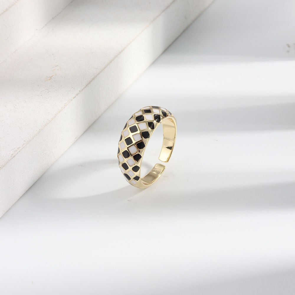 LIVVY semplice moda geometrica in bianco e nero anello di giunzione femminile regalo di san valentino gioielli temperamento moda