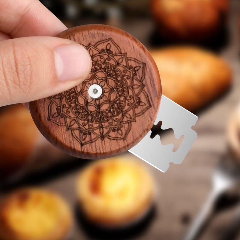 1Pcs Kitchenware Bread Scoring Cutter Portable Round Shape Baking Tool Wooden/Metal Non-slip Decorative Pattern Kitchen DIY Mold