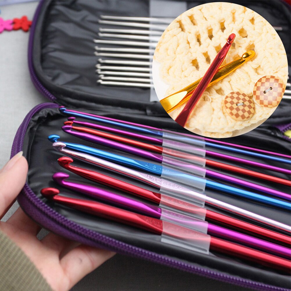 22 st flerfärgade aluminium virknålar stickor set