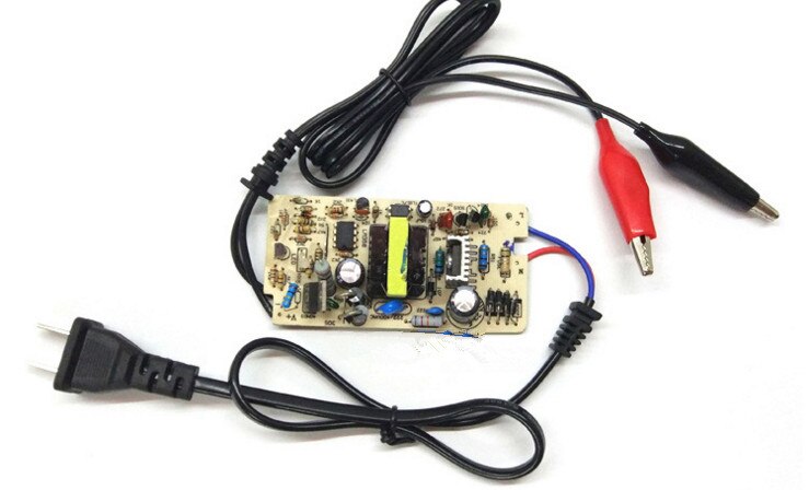 Black Short Circuit Protection 12 V 2A Sealed Lead Acid Rechargeable Automatic Battery Charger Per Car Truck Motorcycl