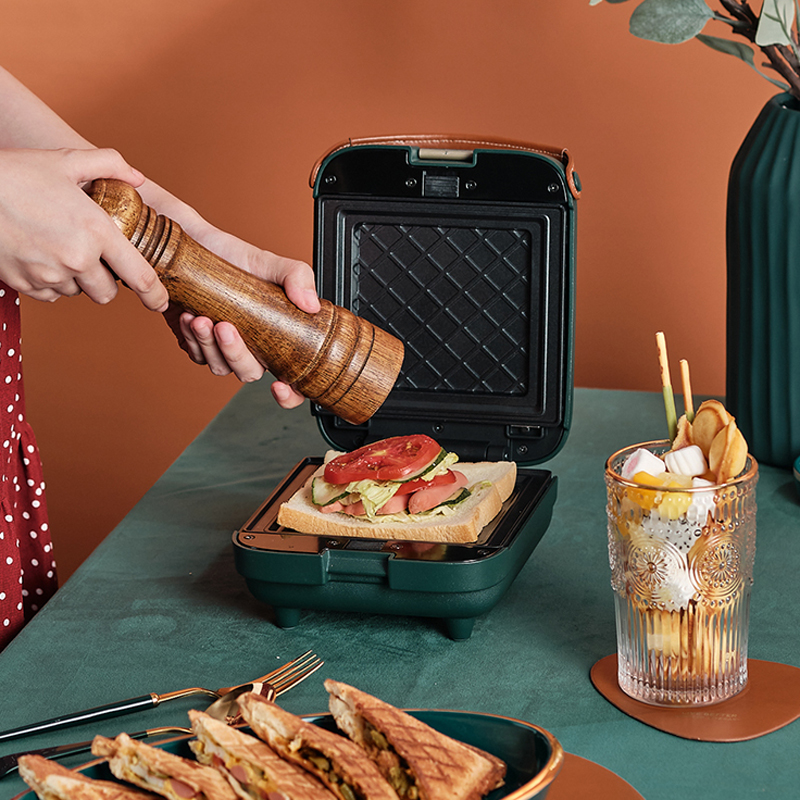 110V/220V Elektrische Sandwich Broodrooster Bakken Ontbijt Machine Licht Voedsel Wafelijzer Pannenkoek Portable Sandwichera 600W