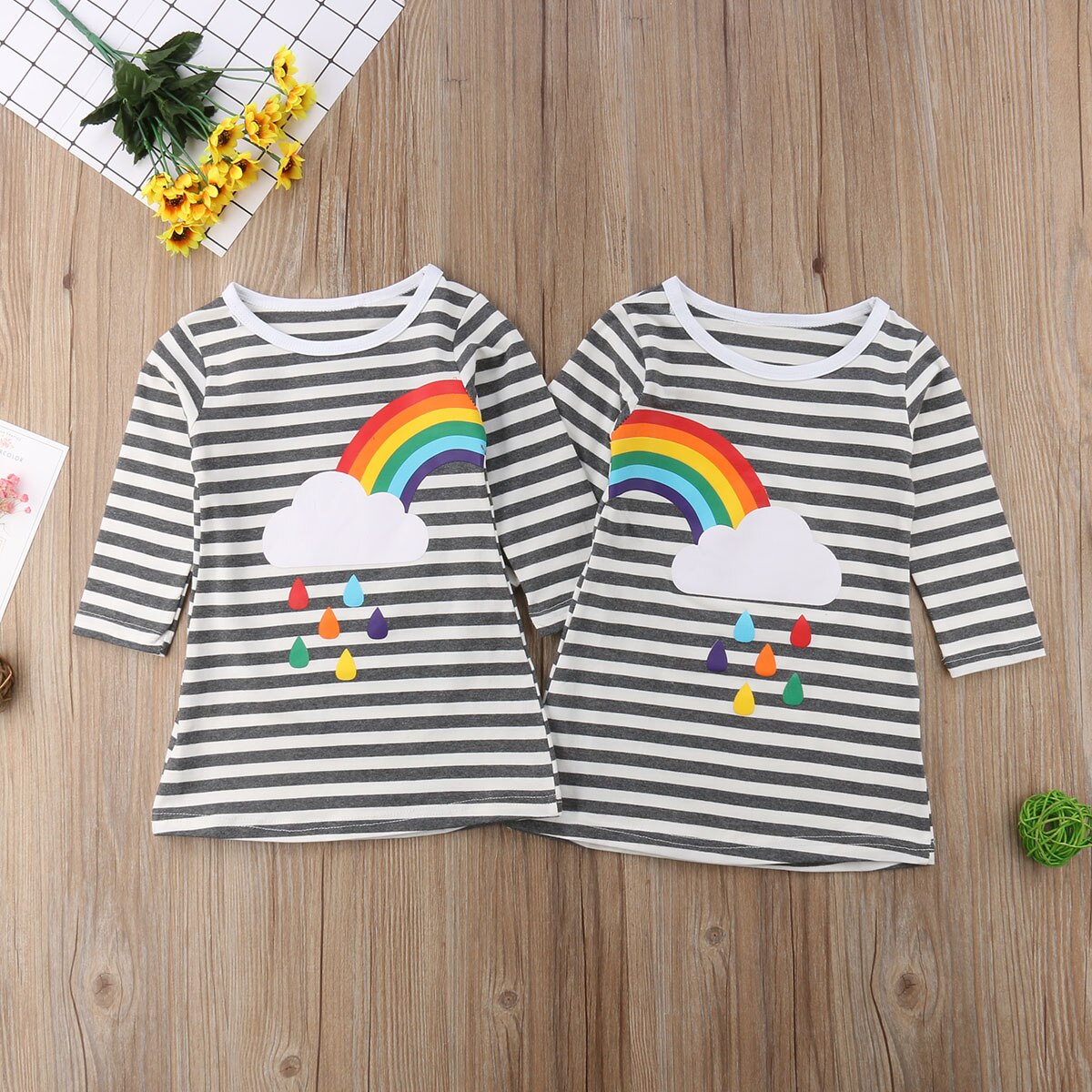 2018 nuova Primavera Autunno Bella Causale Del Bambino Del Bambino Delle Ragazze del Vestito A Maniche Lunghe Arcobaleno Stampa A Righe Vestito Da A-Line 2 Stile 1-6Y