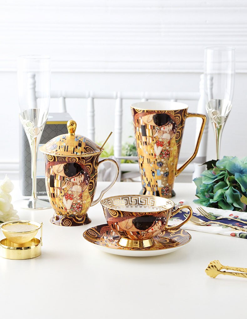 Decorazioni per la casa Klimt Kiss tazze in porcellana tazze da caffè Gustav Klimt Bone China tazza da tè ufficio per matrimoni bicchieri regali di compleanno