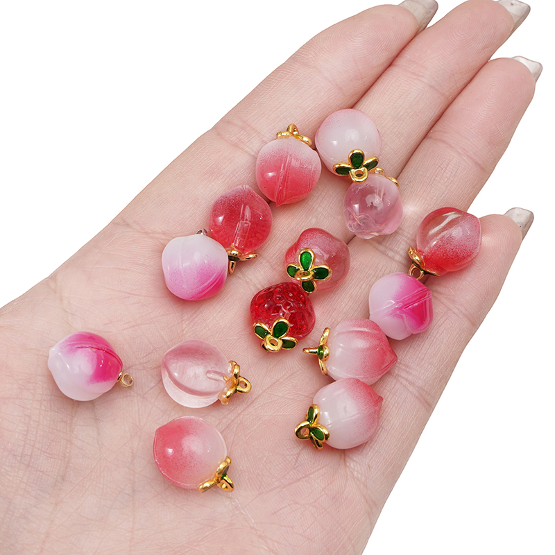 Abalorios de cristal de melocotón y fresa, colgante de fruta de imitación para pulseras Diy, llavero, collar, manualidades, materiales para hacer joyas, 2-5 uds.