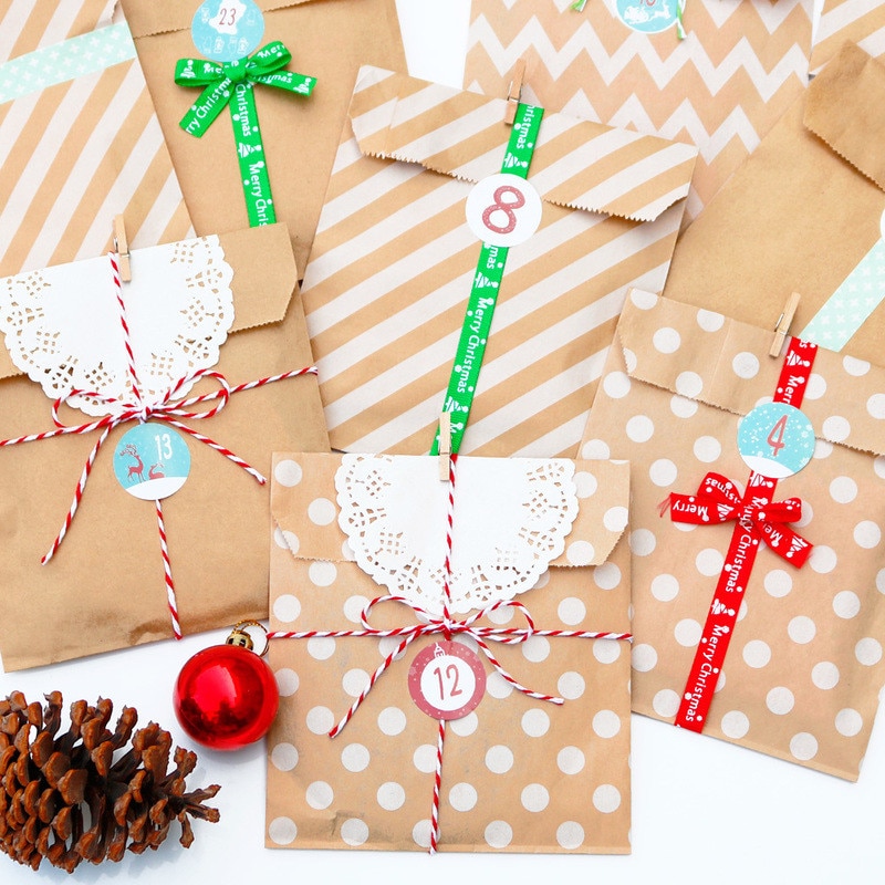 120pcs Christmas Stickers Merry Christmas Advent Calendar Number Paper Stickers Multifunctional DIY Packaging Labels