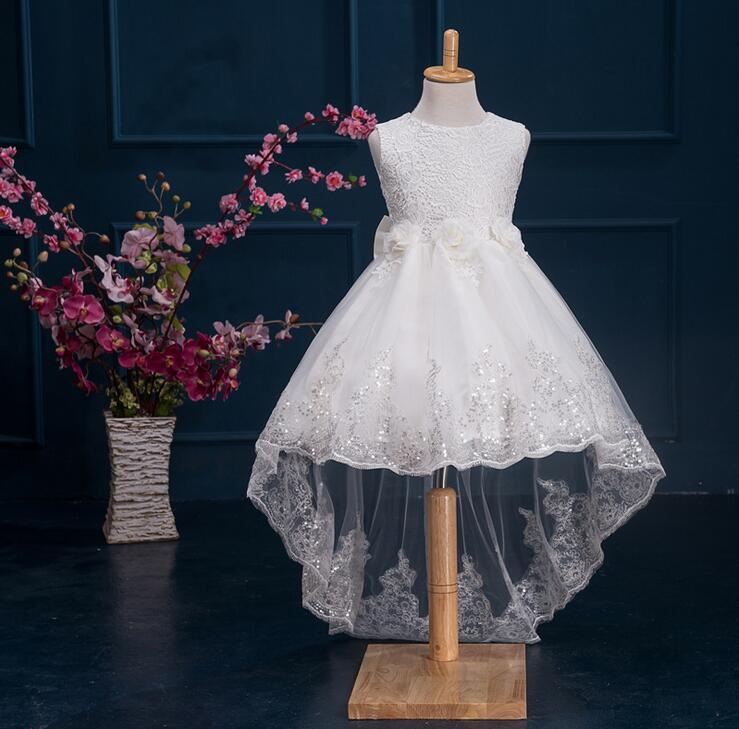 Småbørn pige hvid dåb julekjole baby piger prinsessekjoler 1 års fødselsdag barn lang traling fest bære stor sløjfe: 18m