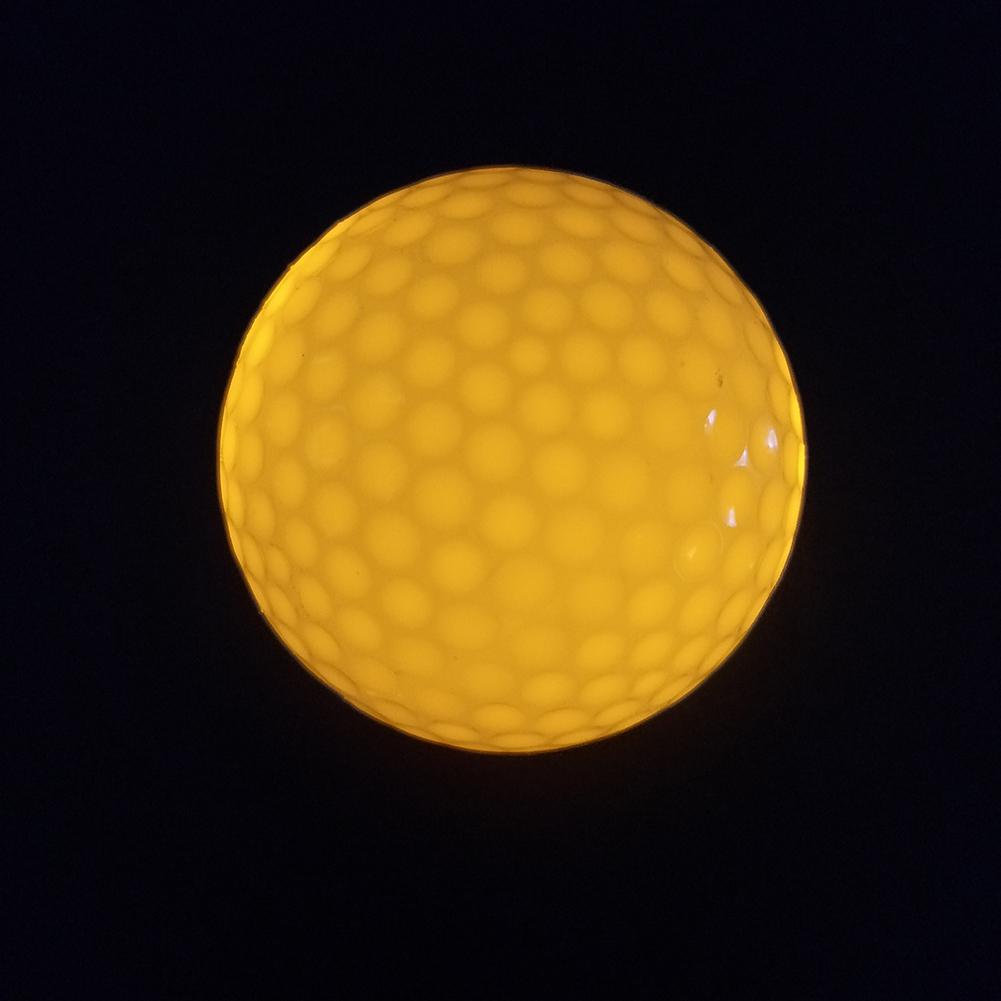 Lysende farverig glitter førte lys golfbold permanent lys bold til nat golf træning syntetisk gummi todelte bold: Guldstabil