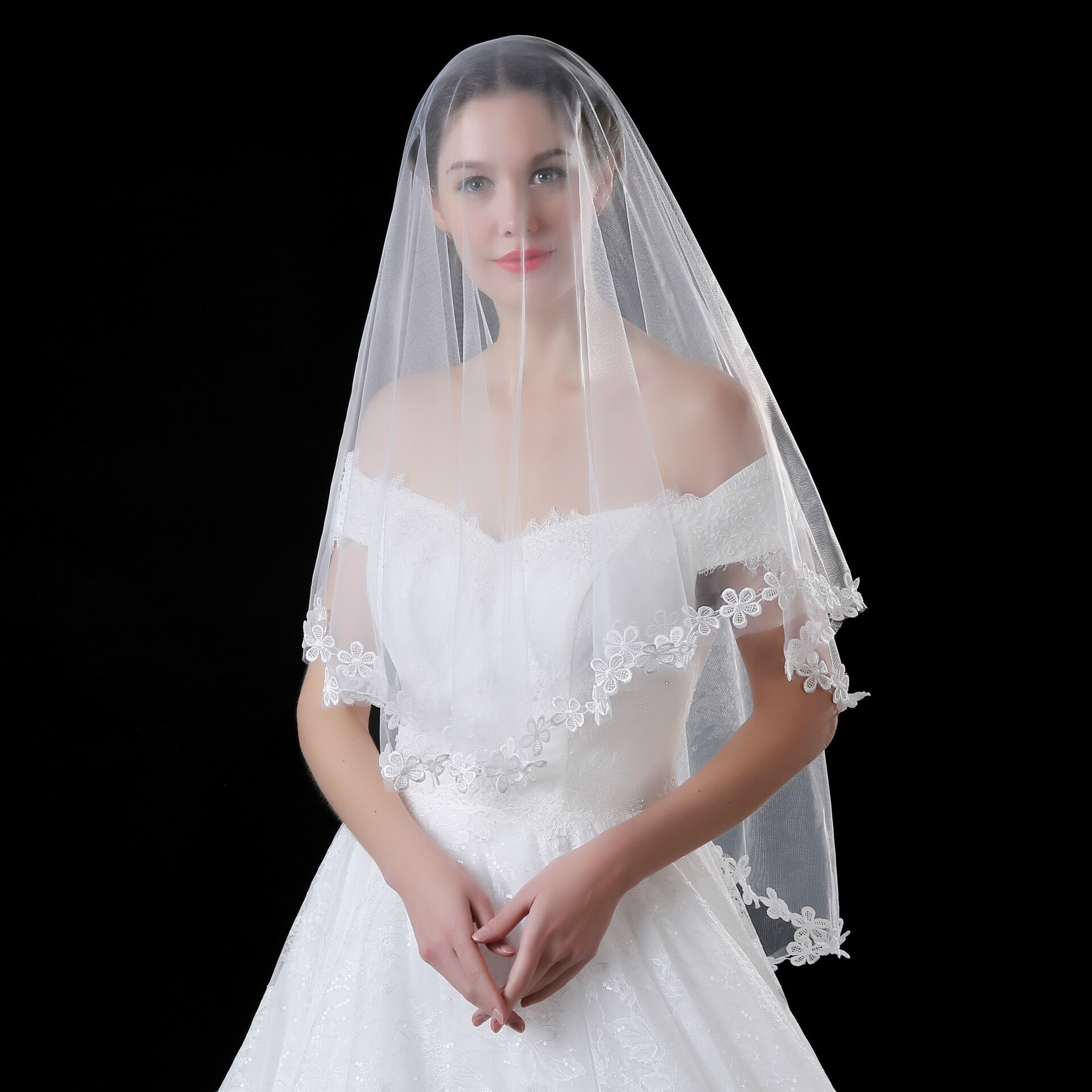 SALE Bruidssluier - Eline main image 1
