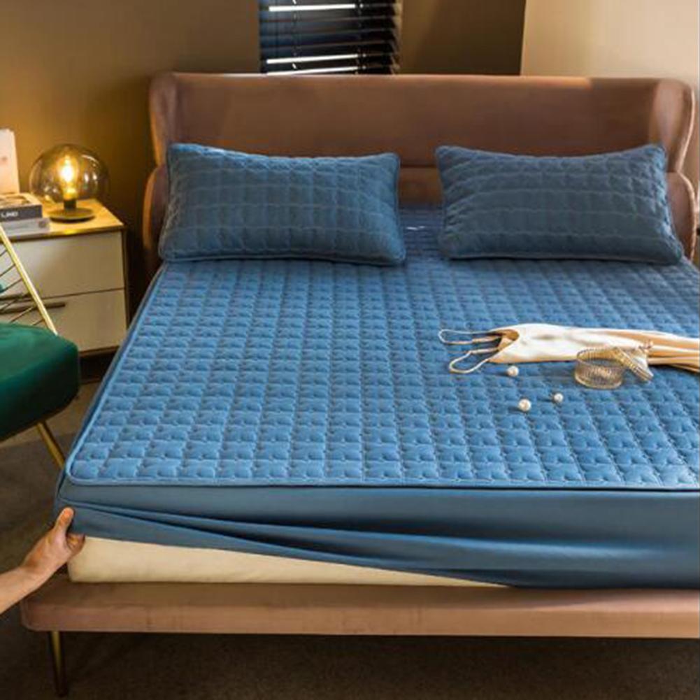 Quilted Fitted Mattress Pad Bedding Fitted Sheet Breatheable Bed Cover: 150*200CM