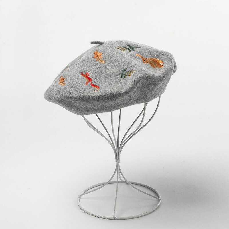 Herfst Winter Vrouwen Meisjes Mode Warme Kunstenaar Hoed Wollen Muts Mori Konijn Eekhoorn Bladeren Geborduurde Wol Baret Kunstenaar Hoed