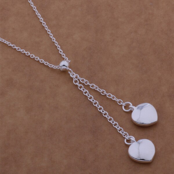 Schöne Schmuck-Set Silber Ohrringe & Halskette Herzform -Set Für Frauen AT061