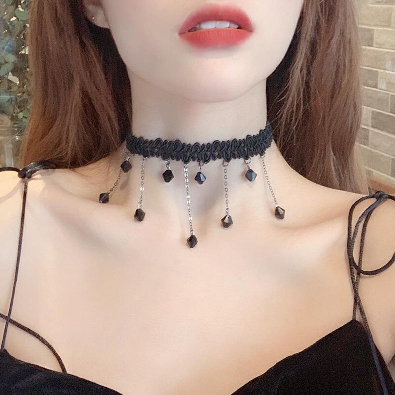 Gothic Punk Lace Choker Necklace For Women Teens Girls Rivet Heart Collar Necklace Rock Jewelry Party Necklace