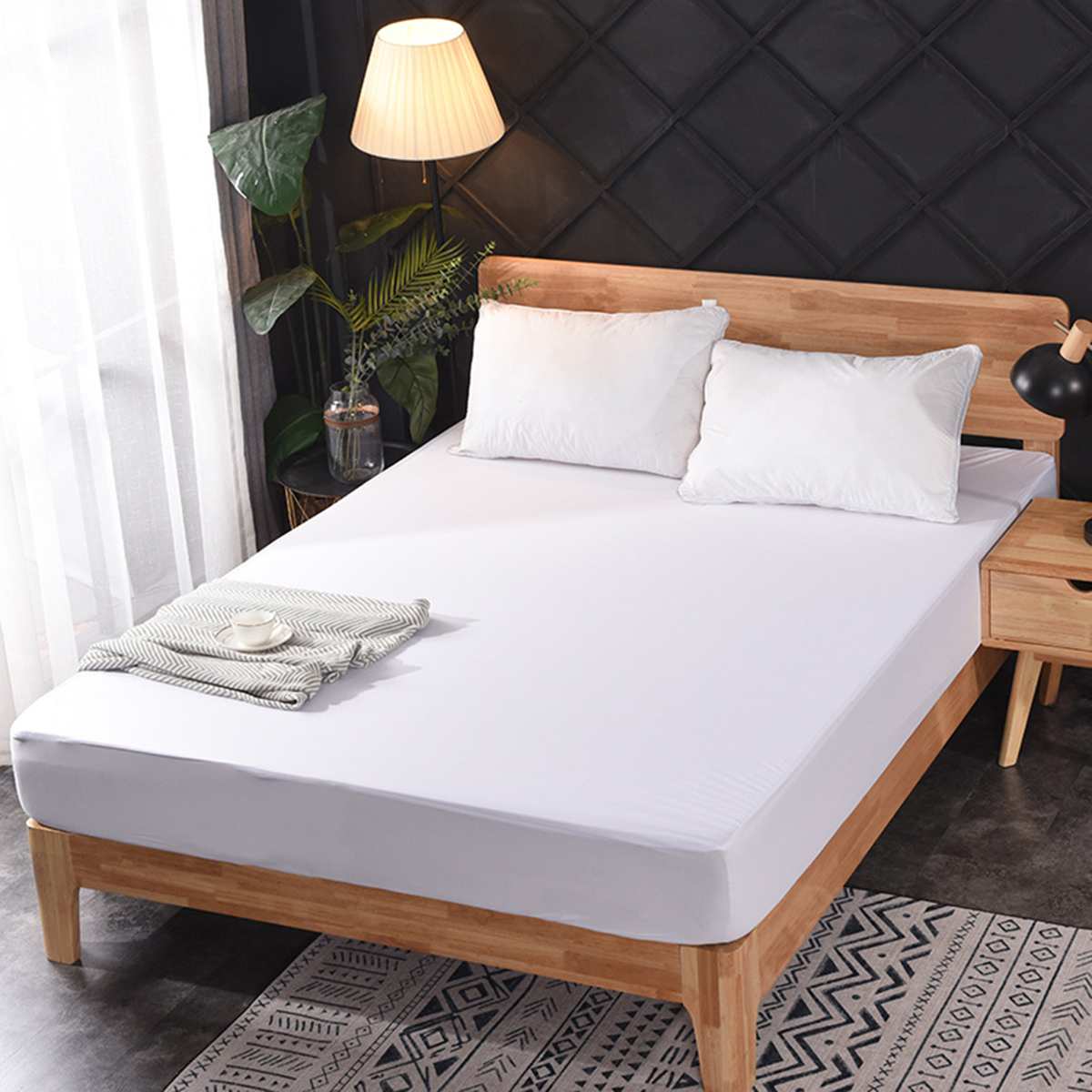 Waterproof Mattress Pad Top Hypoallergenic Mattress Protector Against Dust Mites and Bacteria Fitted Sheet Mattress Topper