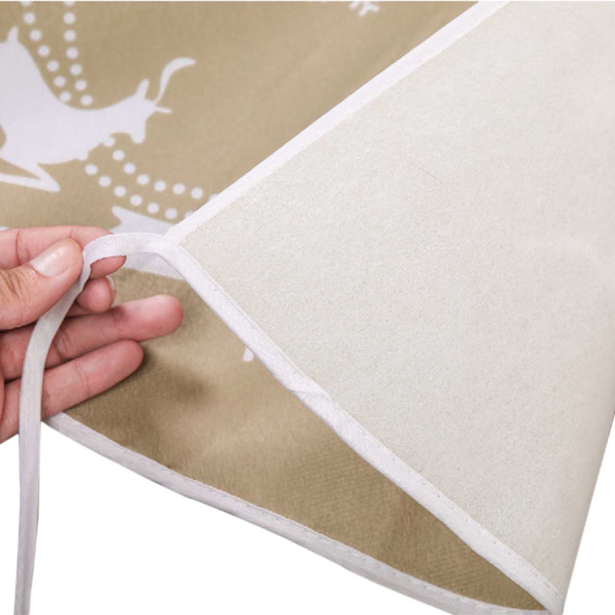 Christmas Tree Skirt Cartoon Deer Pulling Cart Tree Skirt Apron Christmas Party Decorations Arrivals