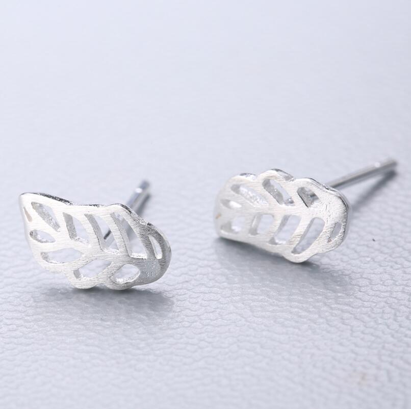 XIYANIKE Vendita Calda 925 Sterling Silver Carino Orecchini Con Perno Orecchio Ago Semplice di Modo Geometria Orecchini di Personalità Per Le Donne 73-90: 77