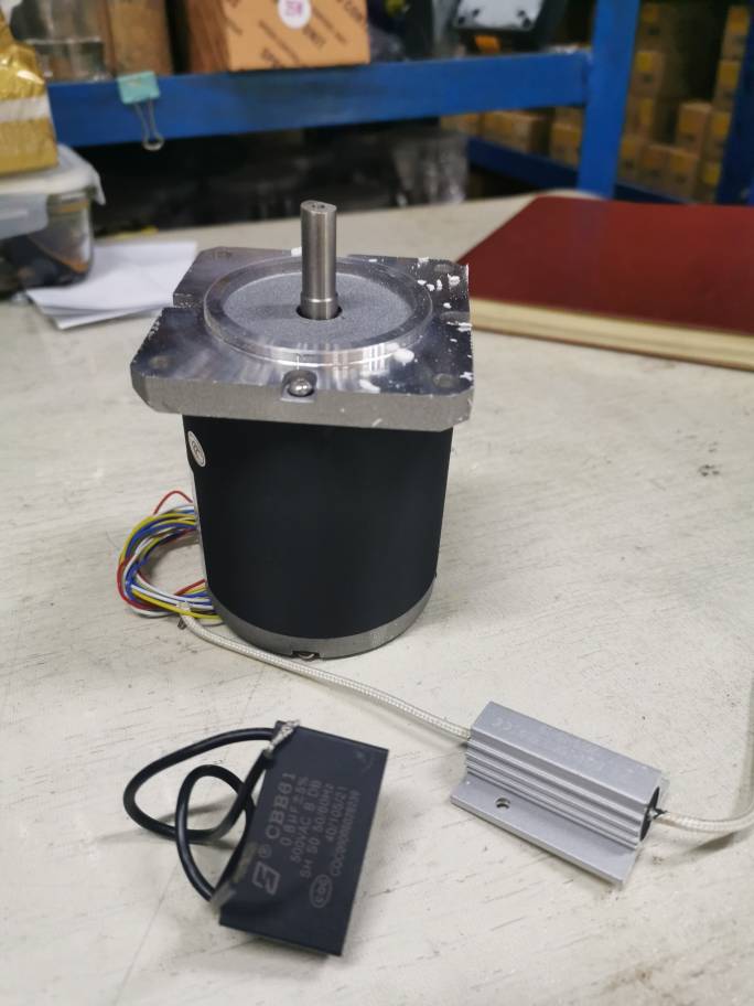 70TDTY60-115 permanent magnet low speed AC synchronous motor 220V 60rpm-115rpm input power 24W-28W