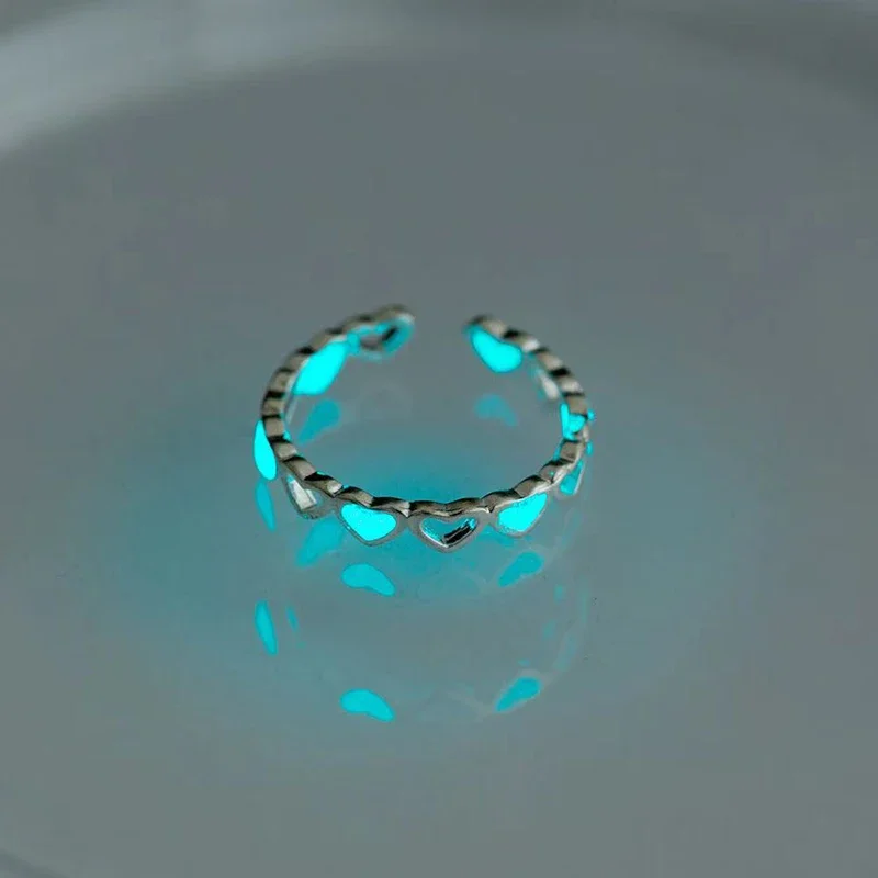 Glow In Dark Ring Lichtgevend Blauw Roze Licht Liefde Hart Ring Koppels Meisjes Zilver Kleur Sieraden Maat Verstelbaar Mode Ringen: Black