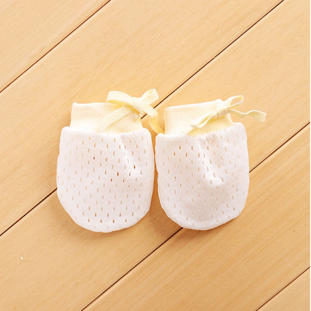 1 paar Neugeborenen Fäustlinge Sommer Weiche Jungen Anti Kratzen Atmungsaktive Mesh Mädchen Einstellbar Zubehör Baby Handschuhe Dünne Stil