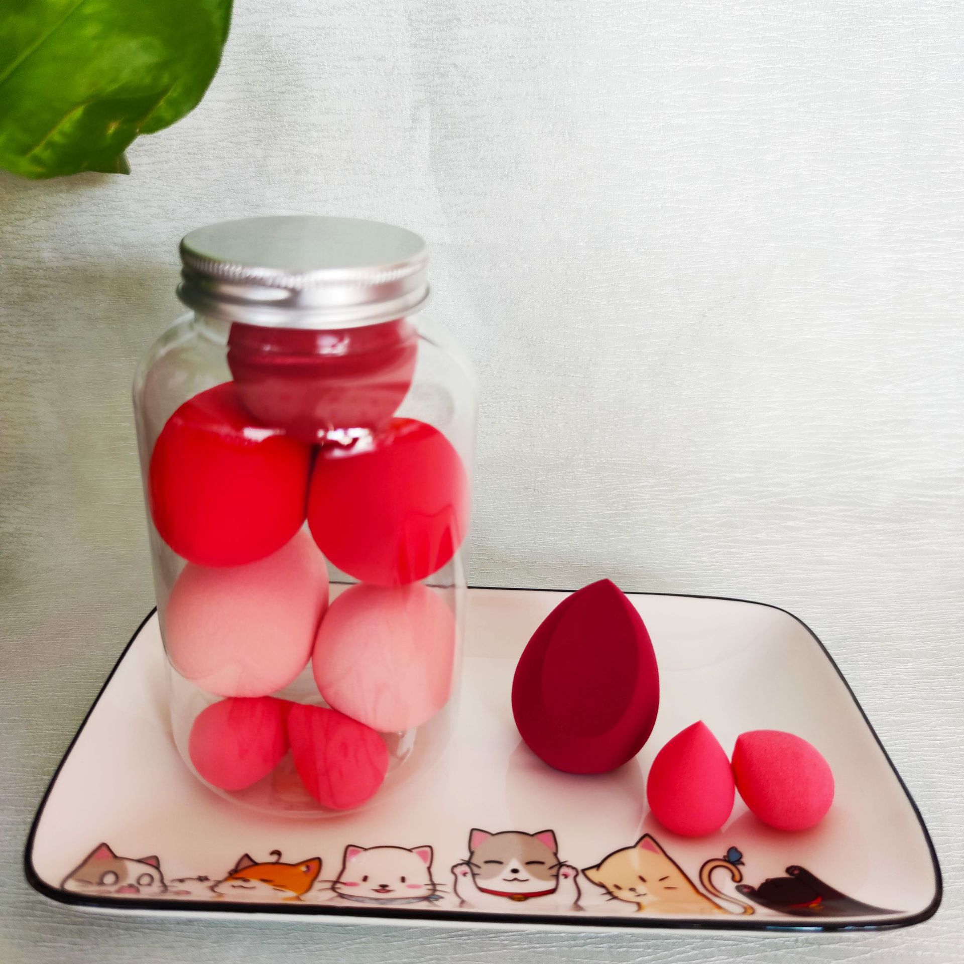 5/7Pcs Beauty Egg Set Gourd Water Puff Makeup Puff Set Colorful Cushion Cosmestic Sponge Egg Tool Wet and Dry Use Makeup: Red 7 pcs