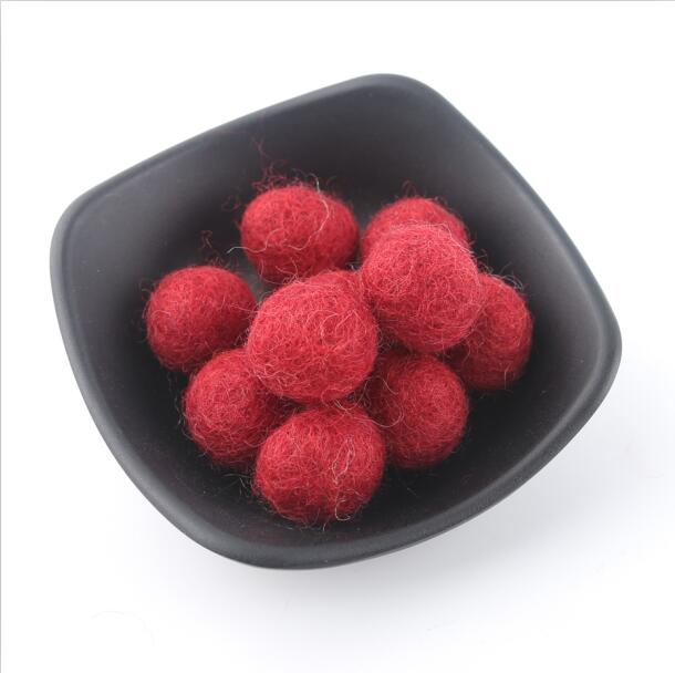 10pc/ settiä 20mm pyöreää villahuopapalloa villa pom pom helmiä 18 väriä tee-se-itse askartelu flocking pallo villapallot korut tehdä sormus helistin: Viininpunainen