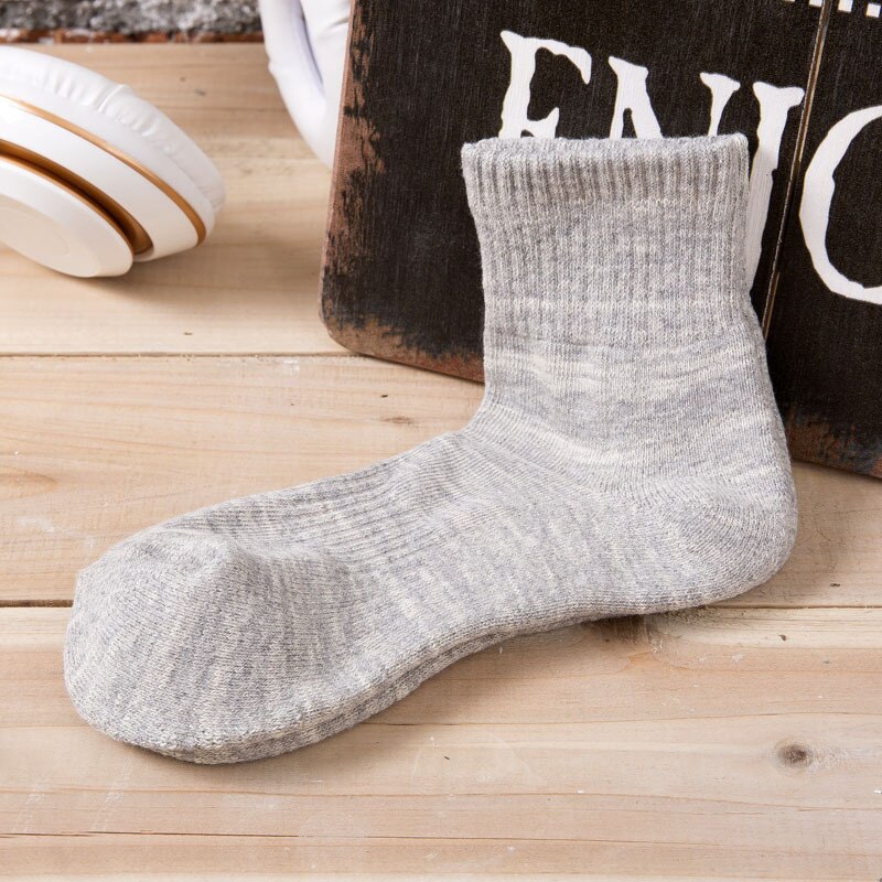 20 pairs Autumn Winter Sports Socks for women Cottom Thermal Retro Style Socks fit for Running Walking Cycling Socks: light grey