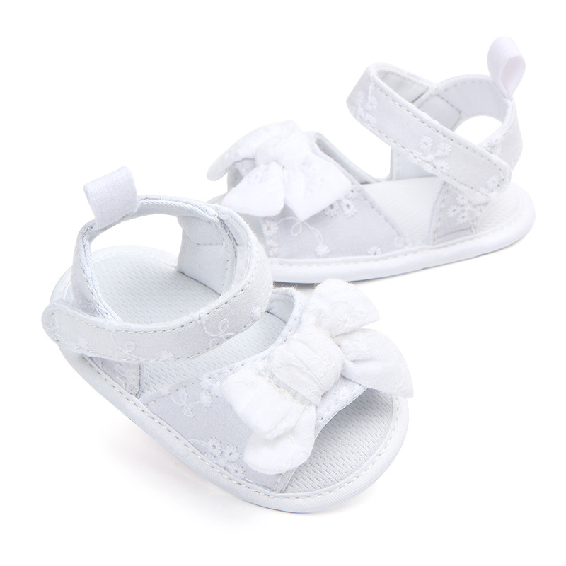 Neue Sommer Weiche Baumwolle Neugeborenen Baby Mädchen Sandalen Solide Rosa Weiß Spitze Prinzessin Baby Schuhe nicht-Unterhose Weiche Sohle erste Wanderer