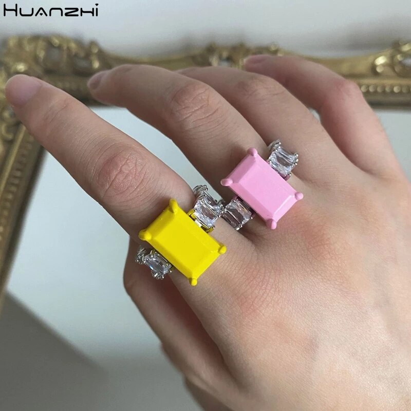 Huanzhi retro firkantet maling ring slik farve zirkon rhinestone uregelmæssig emalje glasur ring til kvinder piger smykker