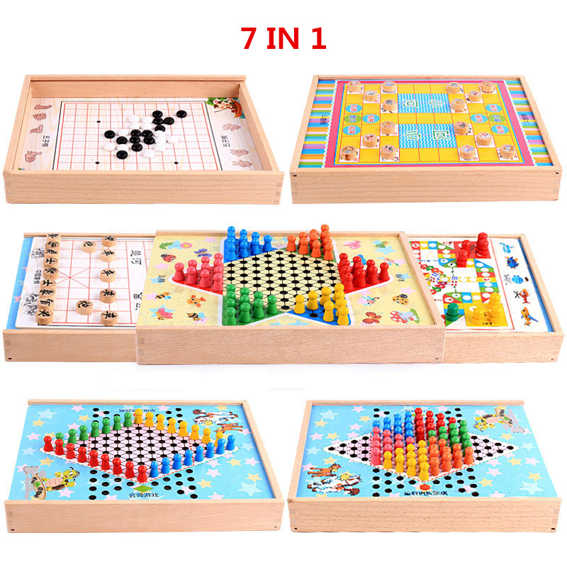 Træ legetøj 3d puslespil alt i en flyvende skak, multifunktion skak træ skak: 7 in 1