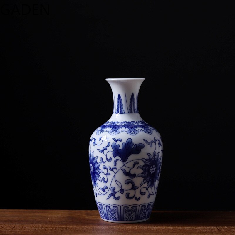 Chinese Style Blue and White Porcelain Vase Mini Vase Small Ornaments Ceramic Crafts Complex Home Decoration Dried Flower Vase
