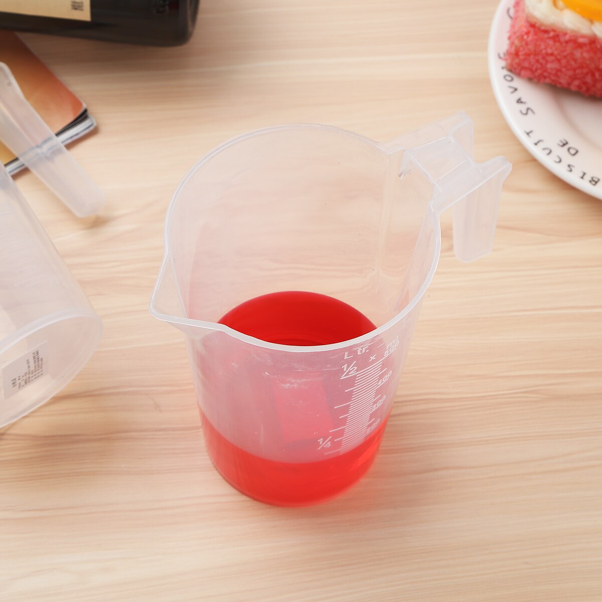 2Pc Kitchen Measuring Tools Clear Plastic Pour Measuring Cups Stackable Graduated Spout Pitcher with Handle Durable Measure Jugs