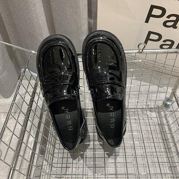 Chaussures Derby pour femmes, baskets noires plates, décontractées, Style britannique, mocassins avec fourrure à enfiler, peu profondes, automne: 1 / 35
