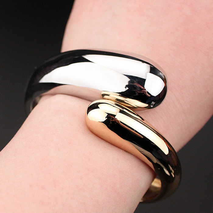 Top Mode Armbanden Gouden Kleur Legering Eenvoudige Brede Geopend Bangles Snake Armband &amp; Bangles Voor Vrouwen S1605