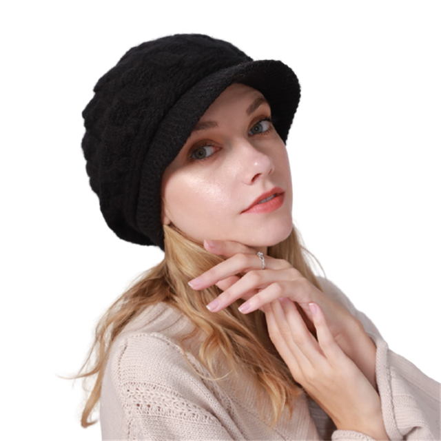 Gorros de felpa con visera de punto trenzado para mujer, boina informal a prueba de viento, Color liso, Otoño e Invierno: HSH25-Black