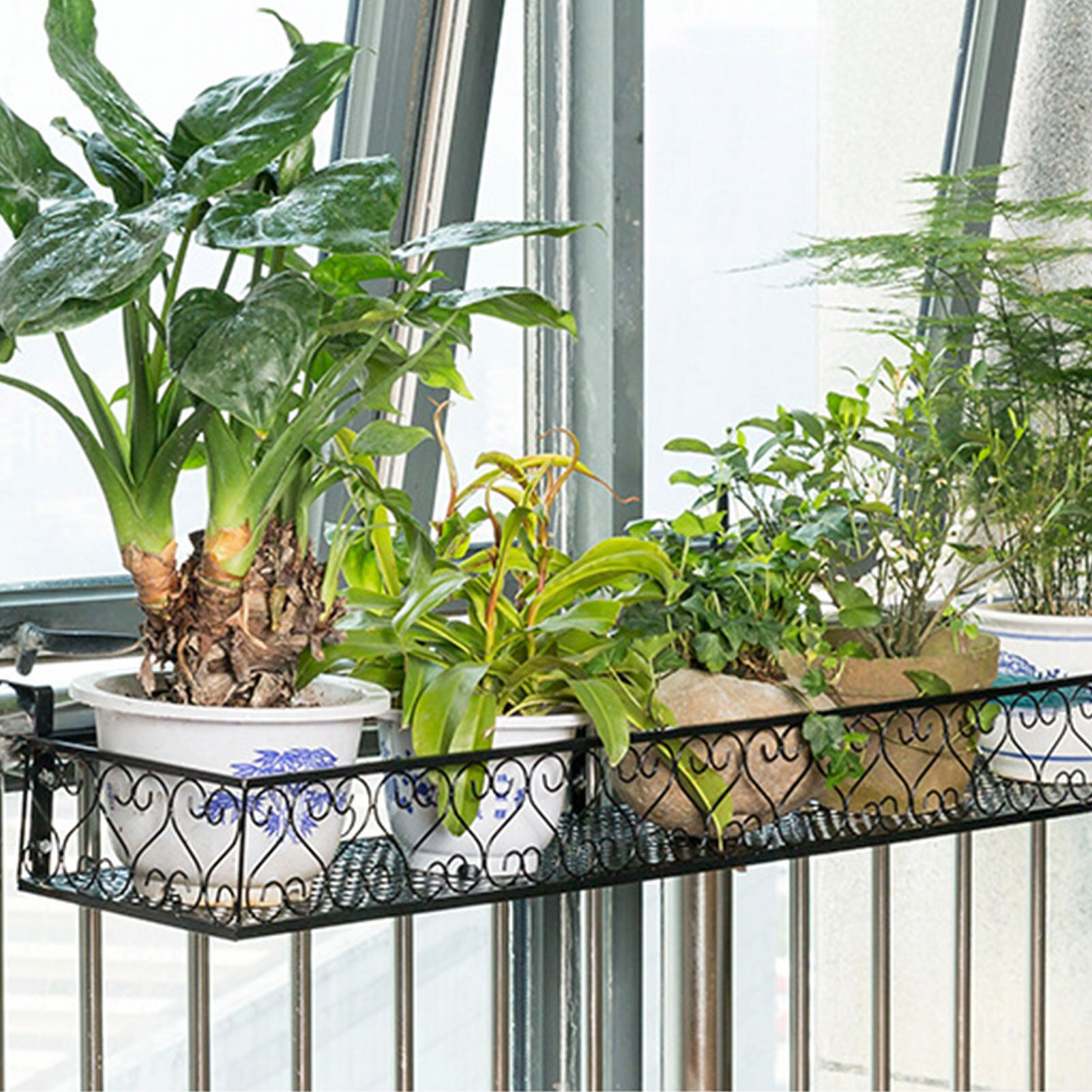 Balcony Hanging Iron Plant Succulent Stand Flower Pot Stand Rack Flowerpot Railing Shelf Flower Display Holder Home Decoration