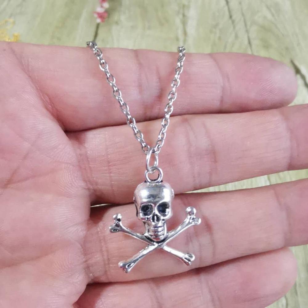 Mode Kettingen Voor Vrouwen Mannen Schedel En Gekruiste Hanger Lange Kruis Ketting Vintage Punk Goth Sieraden