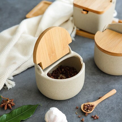 Estilo japonés flip cerámica sazoning jar cocina sal y MSG sazonador caja jar combinación set hogar