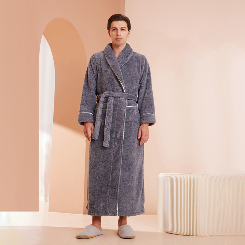 Vrouwelijke Herfst en Winter Warm Lange Flanel Dikke Paar Bad Badjassen Mannen Vrouwen Pyjama Douche Gewaad Badhanddoeken Voor Volwassenen