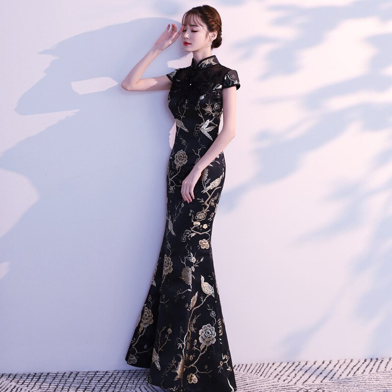 Chinese Style Light Pink Lady Cheongsam Skirt Trumpet Slim Evening Dress Embroidery Floral Qipao Wedding Prom Satin Gown