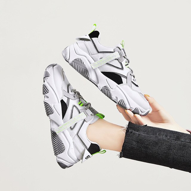 Andningsbara vita skor dam sneakers på plattform kvinnliga fritidsskor student sneakers för dam  ab519: Vit / 5