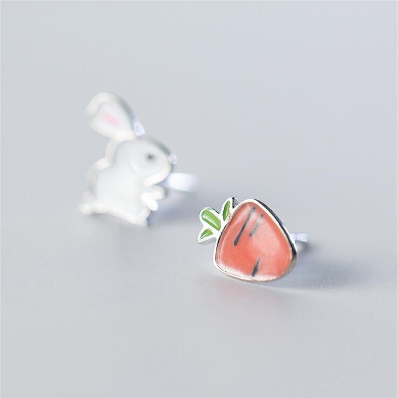 Pendientes de plata de ley 925 con de conejo y zanahoria, joyería asimétrica, con cierre de tuerca, con de Animal , E540