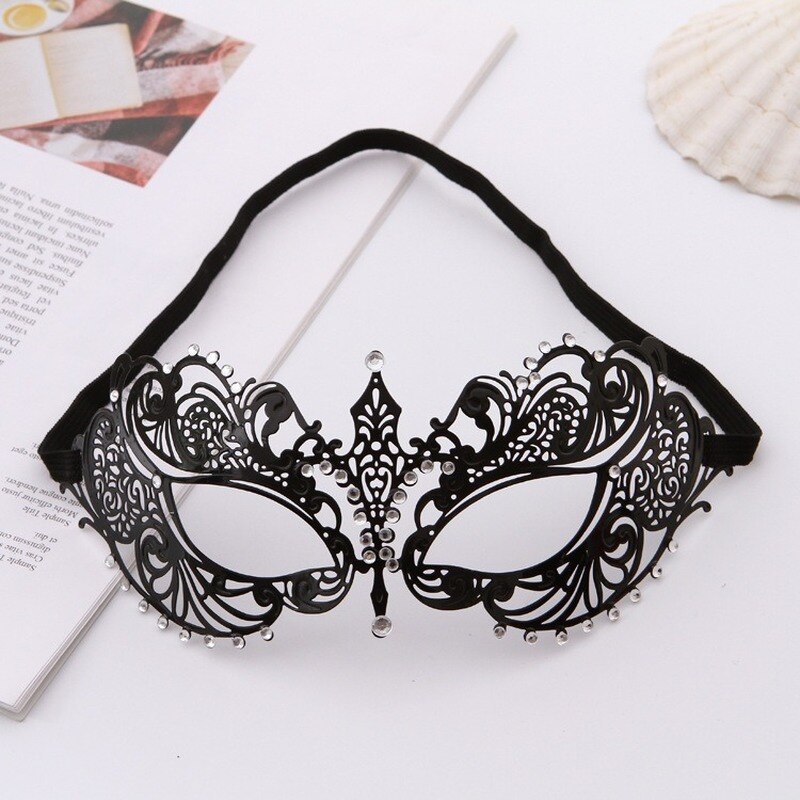 Metal Hollowed-out Diamond Mask Dance Half Face Eye Mask Half Face Small Tip