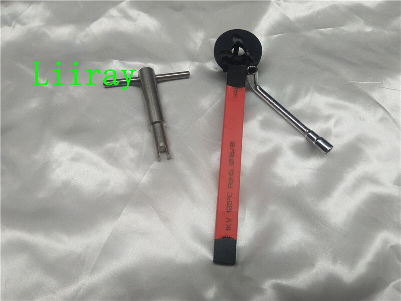 Auto air conditioning compressor clutch removal tool / fixed chuck wrench Tools / Auto ac Repair Tools for toyota camry lexus