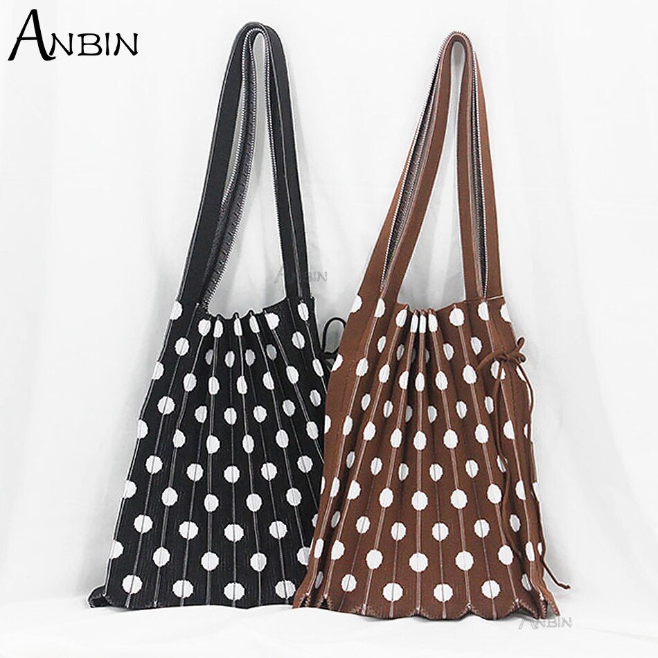 Vrouwen Polka Dot Geplooide Zak Gevouwen Contrast Kleur Wollen Gebreide Vrouwelijke Mode Schouder Handtas Orgel Grote Capaciteit Shopping Tote