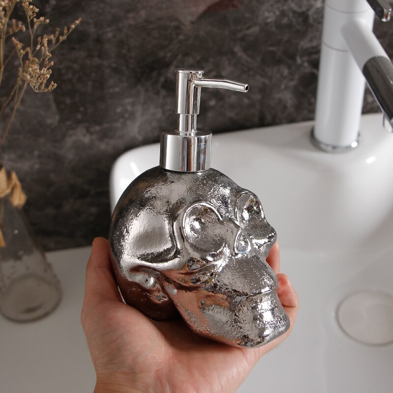 Silver Portable Liquid Soap Dispensers Retro Ceramic Bathroom Accessories Shower Gel Shampoo Bottles