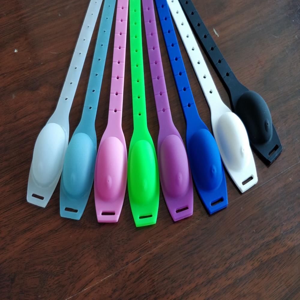 1PCS Hand Sanitizer Dispenser Adjustable Wristband Hand Dispenser Silicone Refillable Soap Antibacterial Bracelet With Bottle