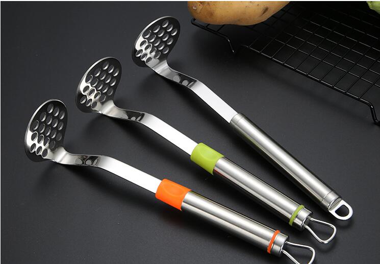 1PC 304 Stainless Steel Potato Pressure Mud Mashed Potato Pressed Masher For Sweet Fruit Family Hotel Restaurant Use OK 0949