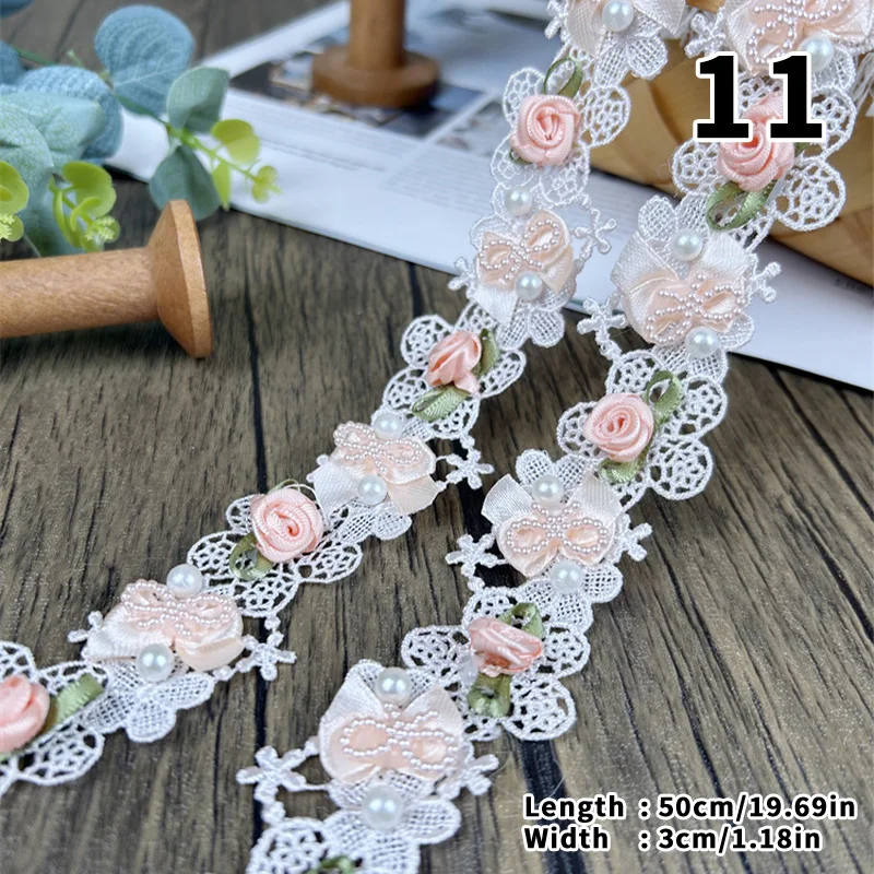 1/2/5m blondebånd med 3d blomster til bryllupsdekoration, kjole, taske, gør-det-selv-sytilbehør, perlebesat applikation, blomster, broderi, blonde: Hvid / 2 yards