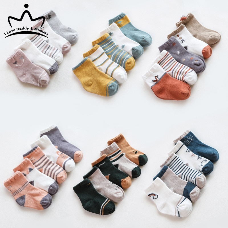 5 pares / lot Meias bebê Outono-Inverno do bebé da menina Meias para o infante da criança dos desenhos animados Cotton animal listrado Sock sokken