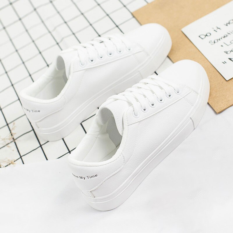 chaude printemps concepteur respirant vulcanisé chaussures femme en cuir Pu Tenis Feminino à lacets blanc baskets taille 35-42: 5 / 36
